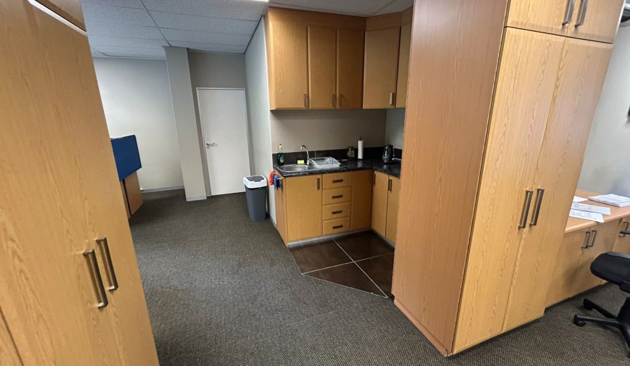 PHOTO-2025-11-19-10-28-37 (3)